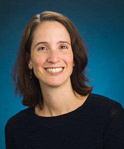 Nancy L McElwain
